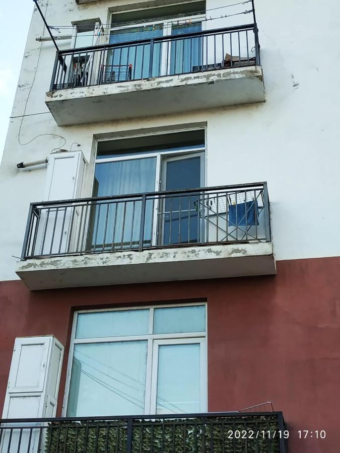 Apartment Sandra Тбилиси Экстерьер фото